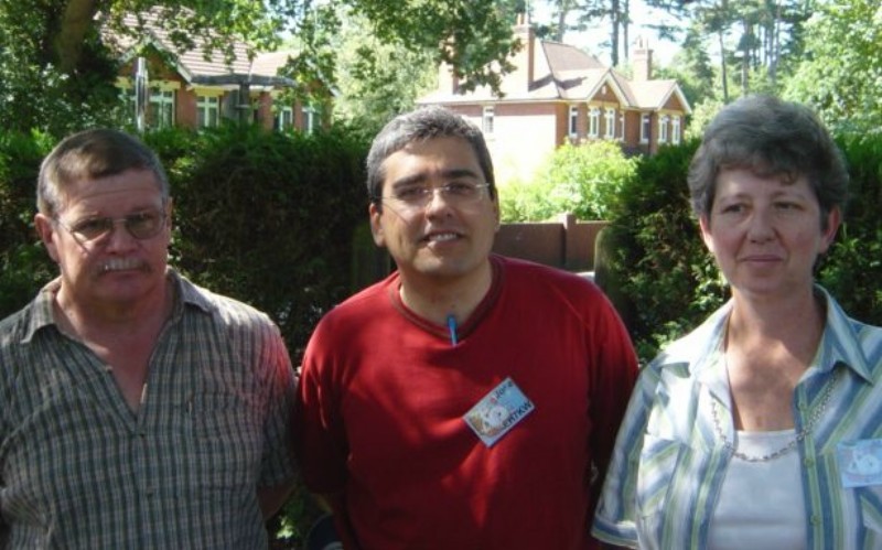 ../Images/Paul-ZS6NK, Jose-EH7KW and Maria-ZR6MST XYL of Paul.jpg